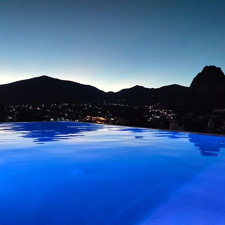 Hotel Villa Penasco Берналь Экстерьер фото